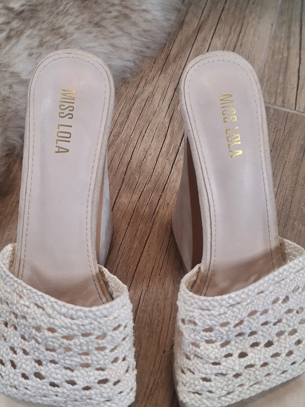Miss Lola Cream Crochet Platform Mule Heels Size 8 Boho Wedge Sandals - Picture 4 of 9